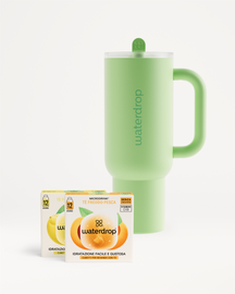 Set Modalità CHILL: borraccia verde lime con tè freddo, cubetti microdrink.