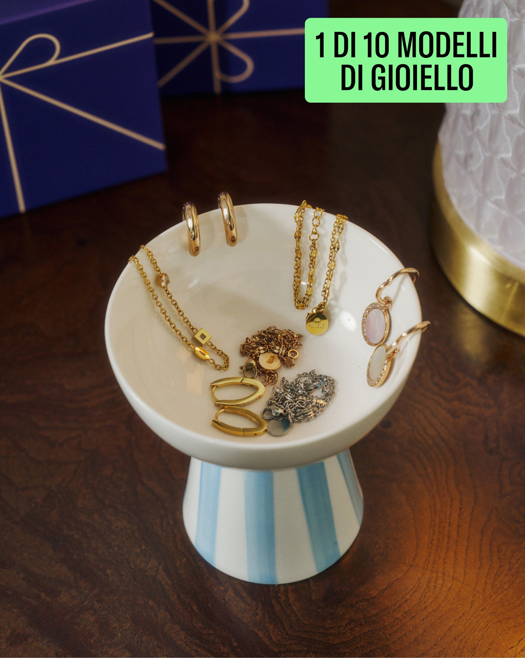 Calendario dell'Avvento Grande: piatto ceramica con gioielli.