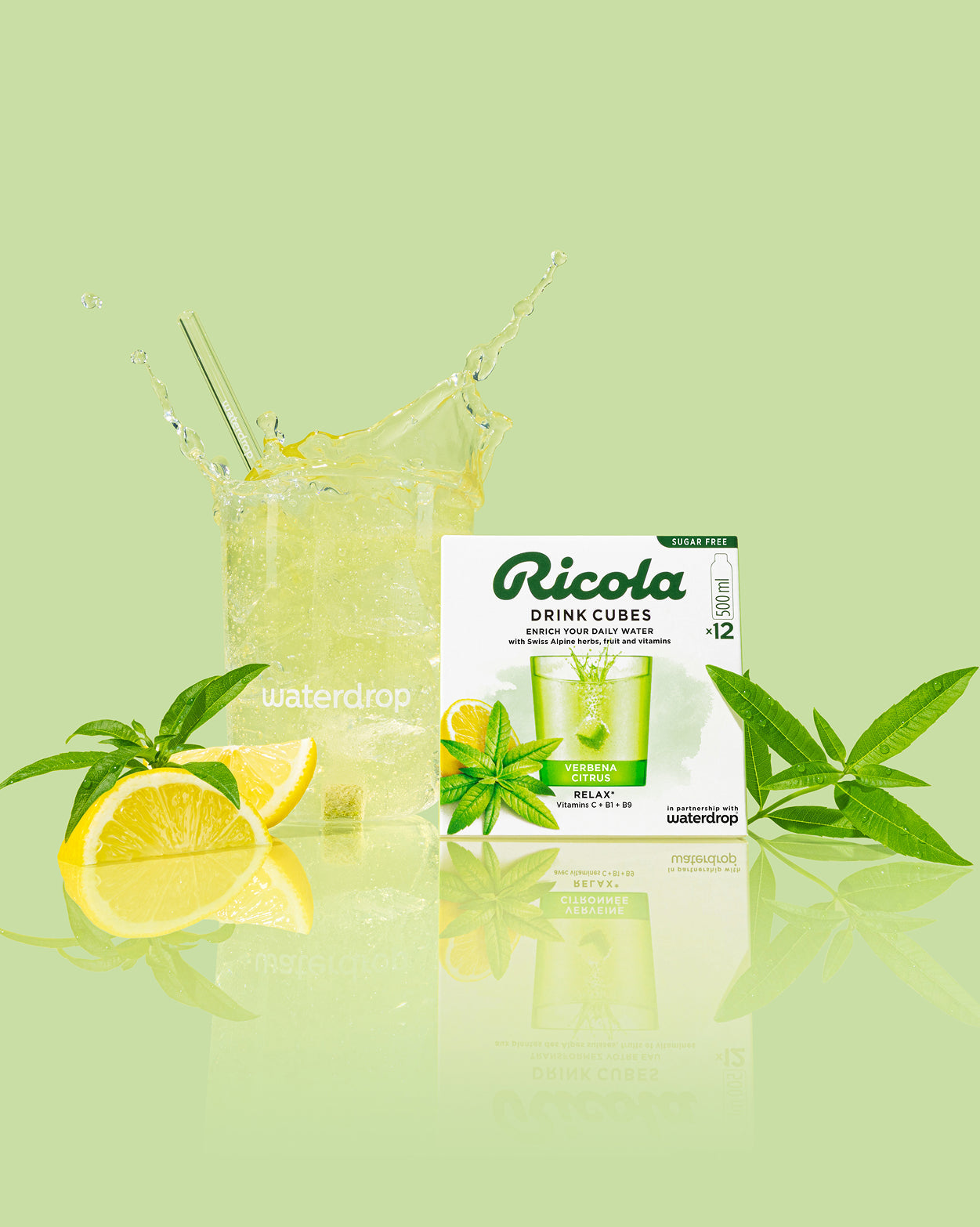 Ricola Discovery Set: Bevanda agrumata e verbena con cubetti idratanti waterdrop®.