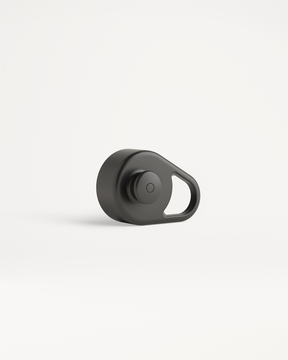 Tappo Pull-Up nero, gadget cilindrico con pulsante e anello.